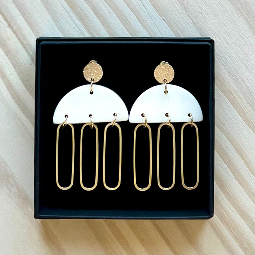 Boucles d'oreilles à breloques ovales, blanc