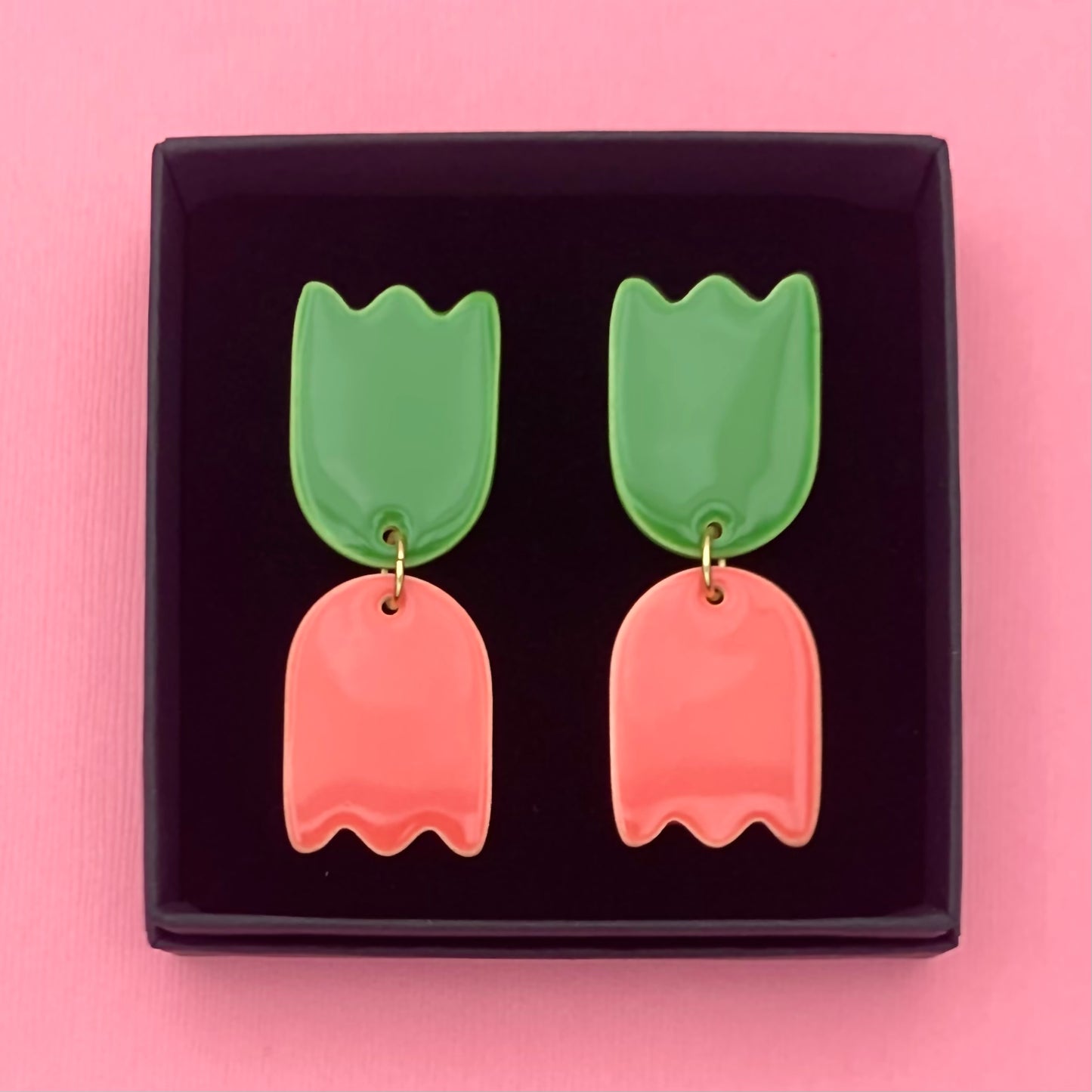 Boucles double fleur, vert et rose corail