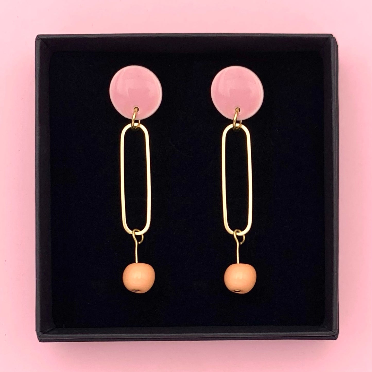 Boucles à perle, rose pâle et abricot