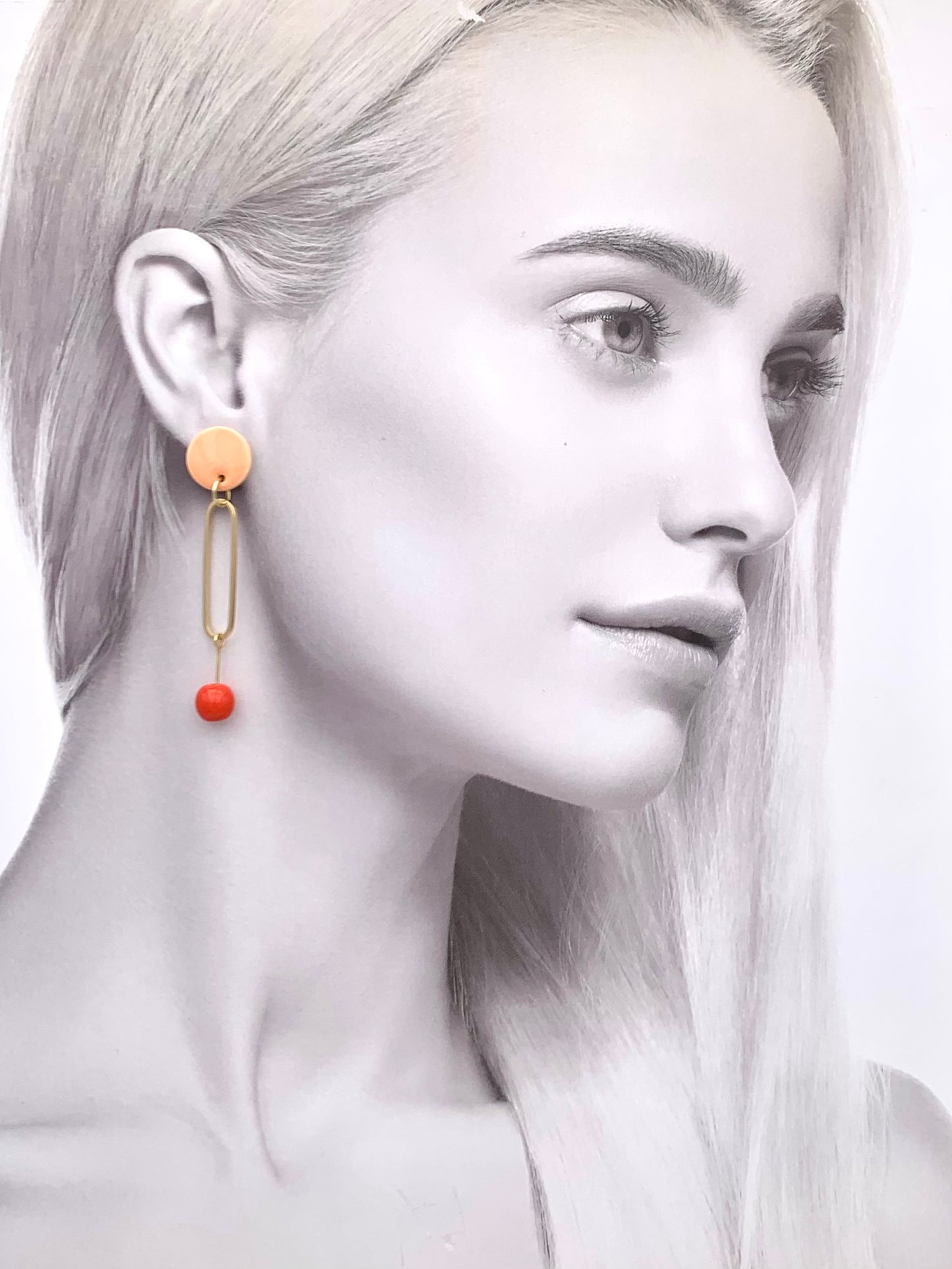 Boucles à perle, abricot et rouge orangé