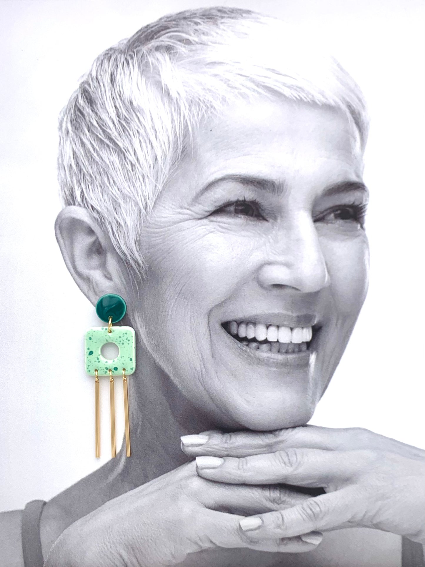 Boucles d'oreilles mouchetées à pampilles, vert-bleu et menthe pastel