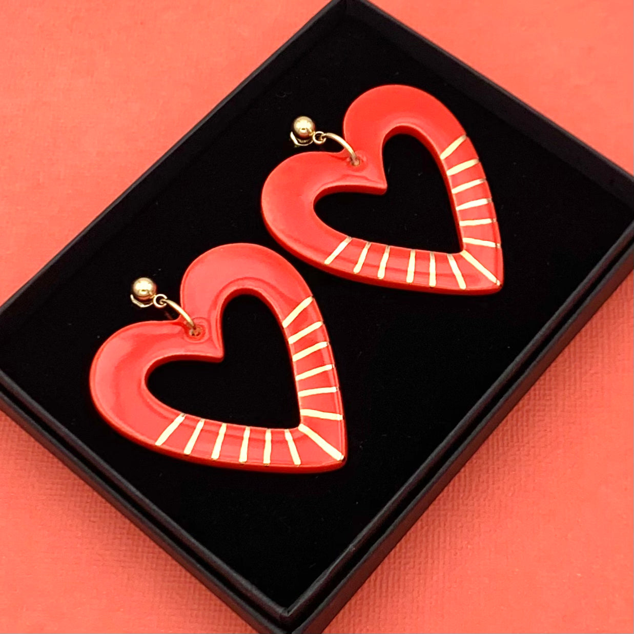 Boucles d'oreilles Amor, rouge et or