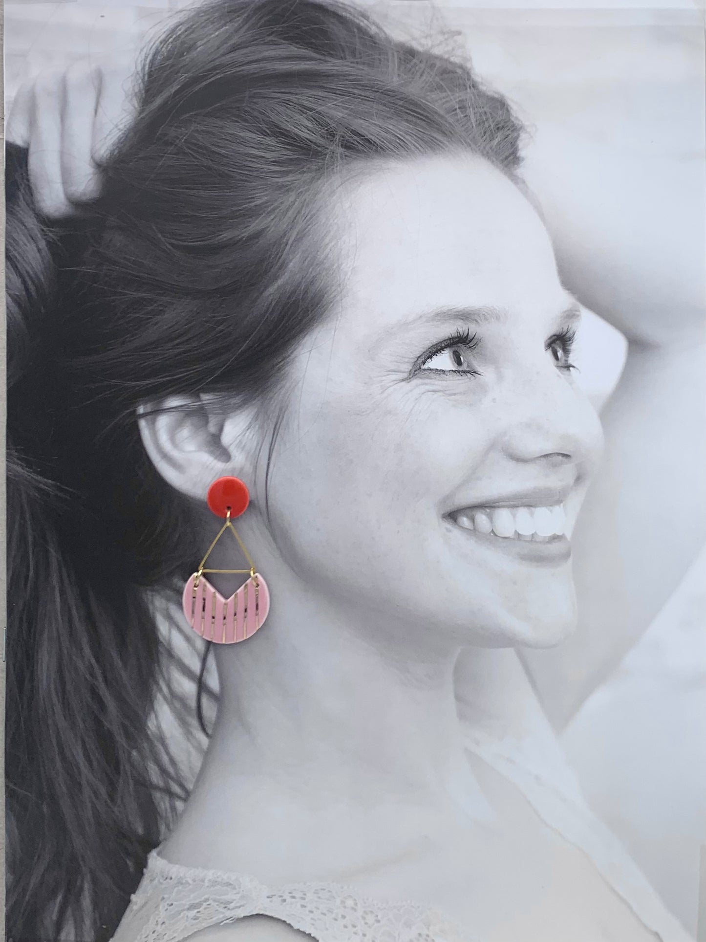 Boucles d'oreilles Malibu, rouge, rose pâle et or