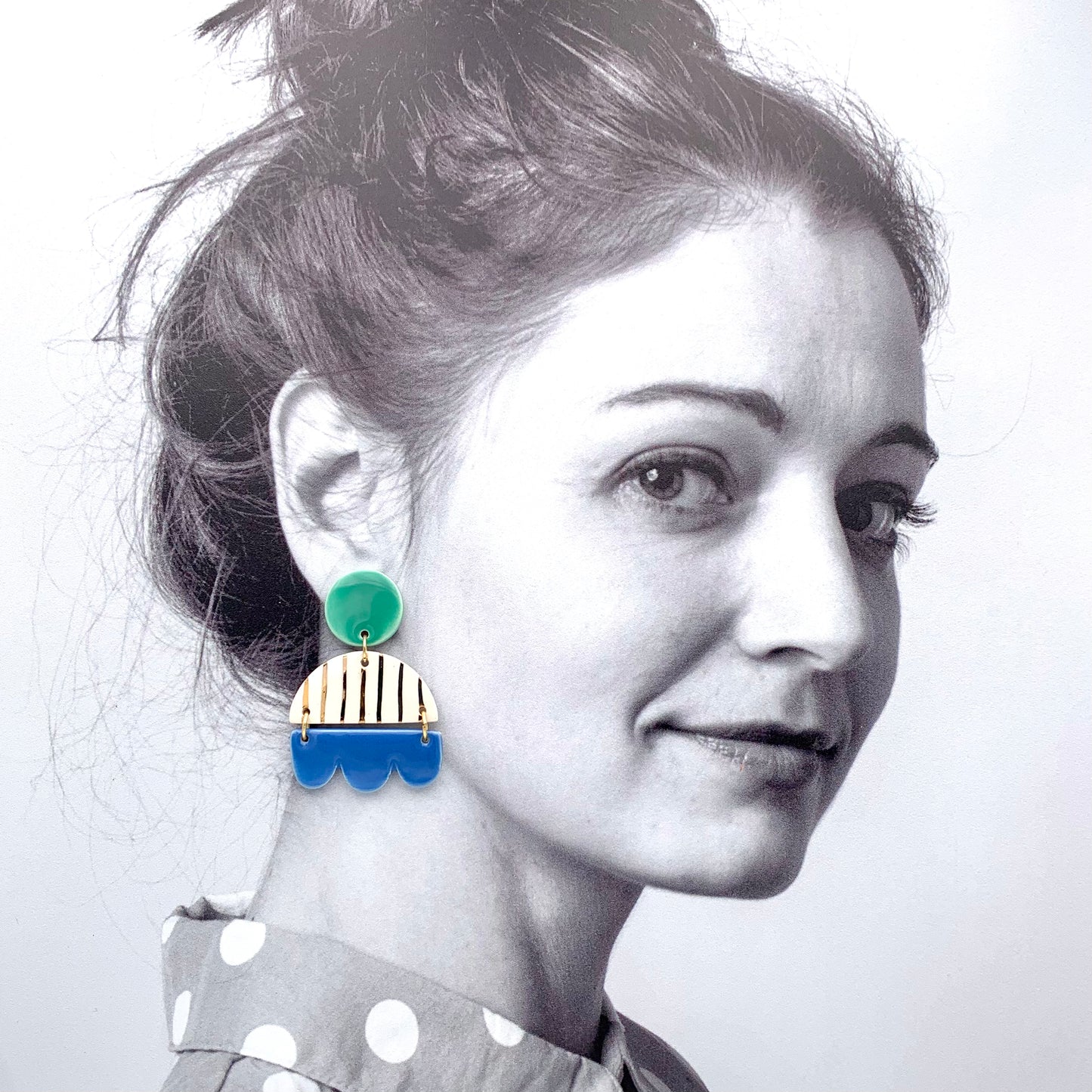 Grandes Boucles d'oreilles pendantes, menthe, bleu ciel, blanc et or