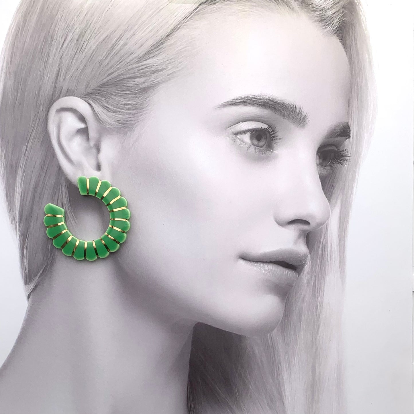Créoles festonnées, vert clair et or
