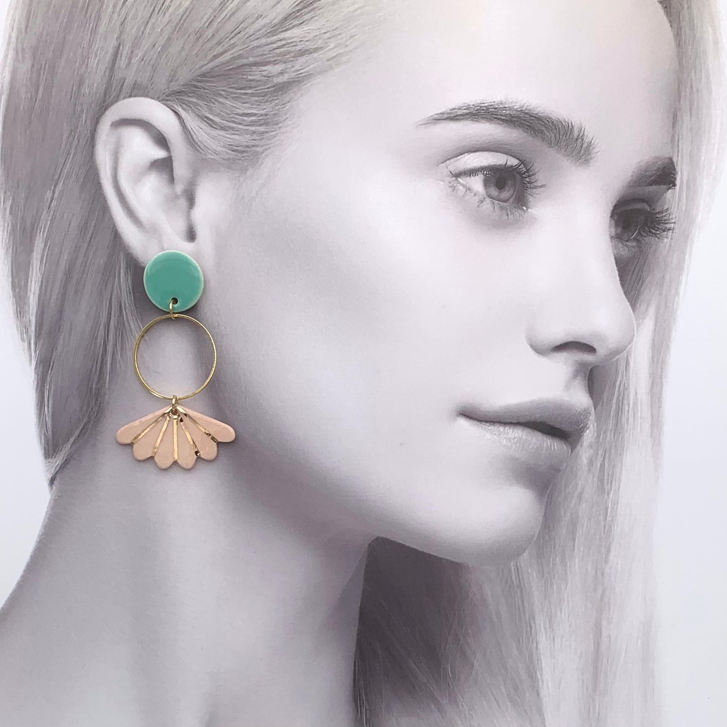 Boucles d'oreilles papillon, menthe, beige et or