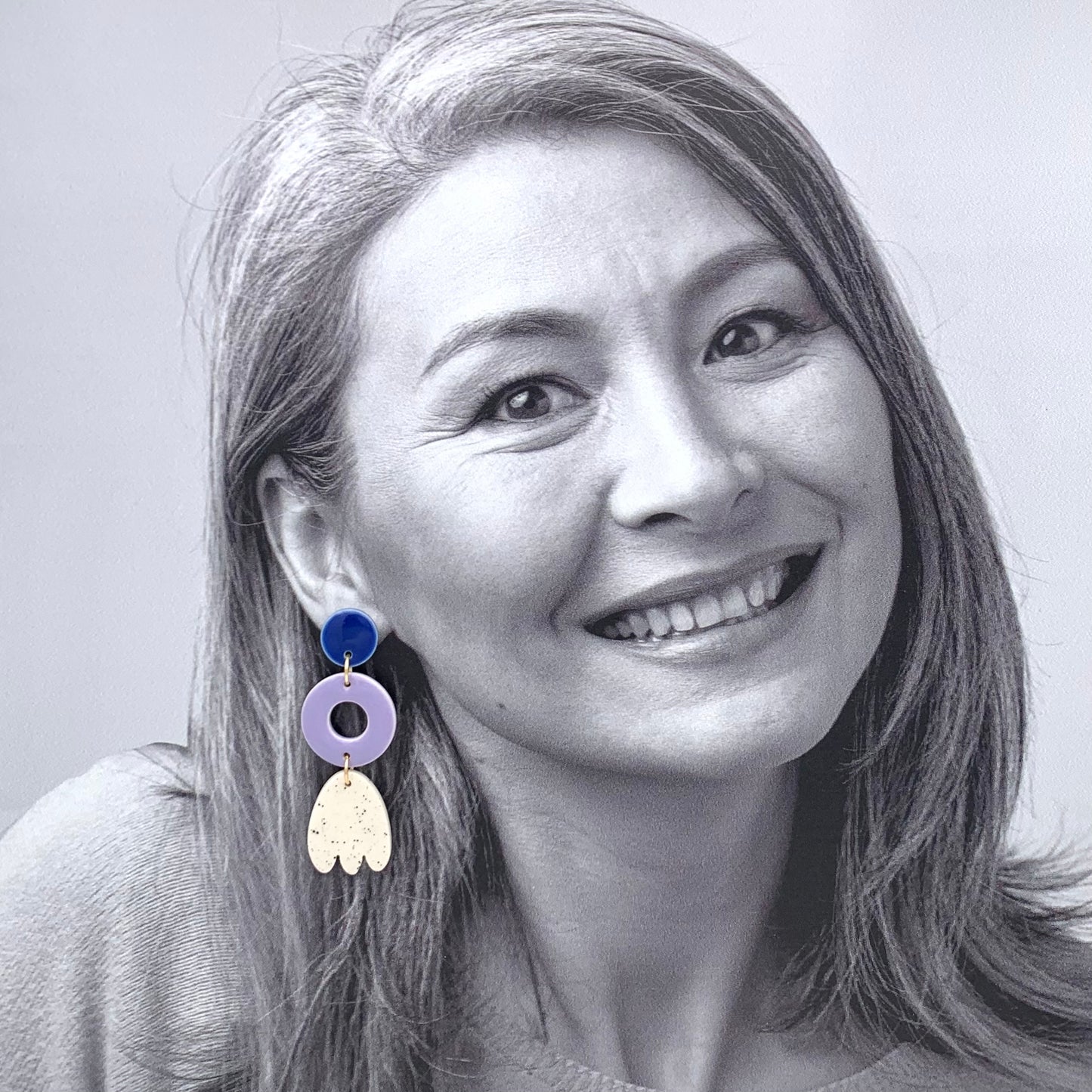 Boucles d'oreilles 3 pièces, bleu, lavande et blanc moucheté