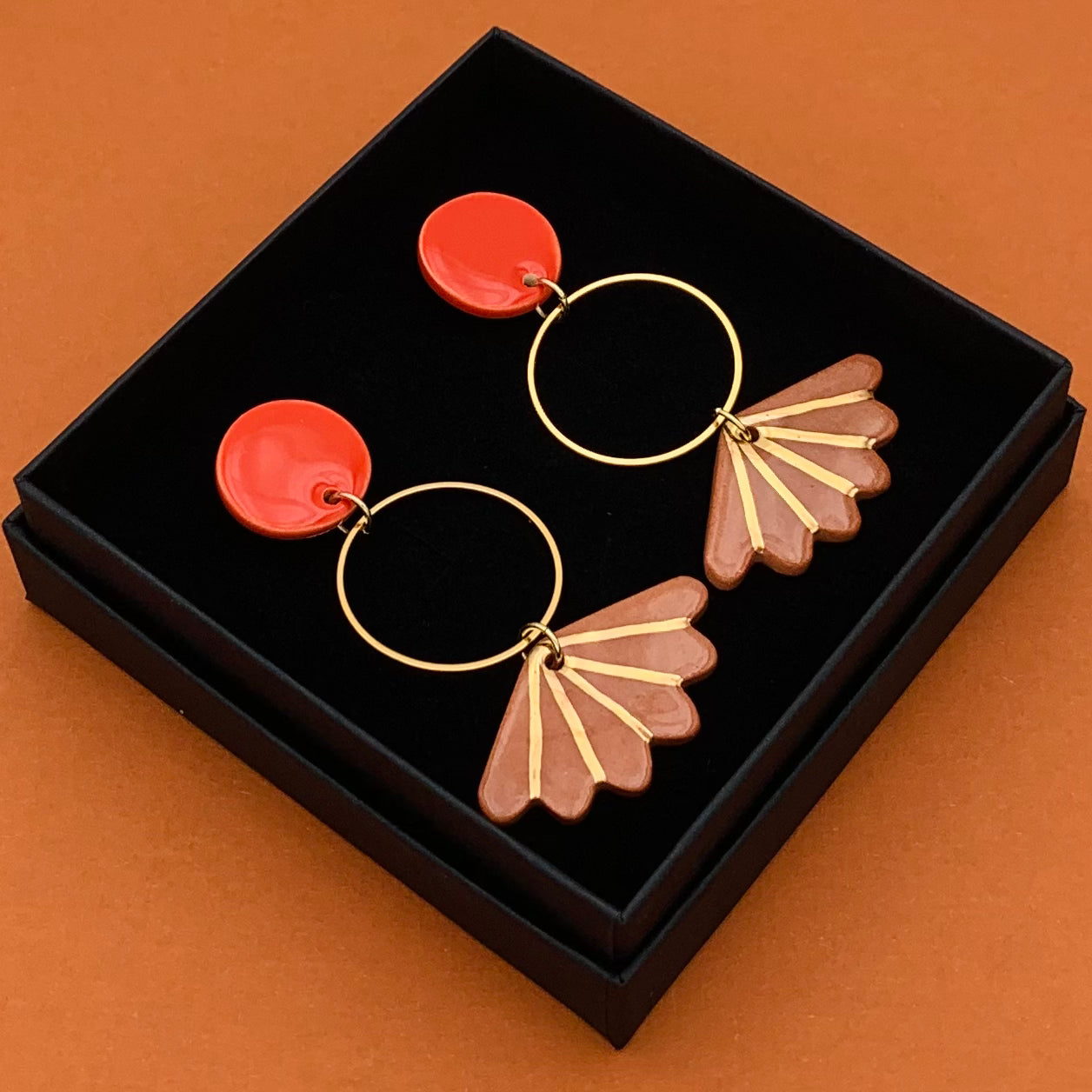 Boucles d'oreilles papillon, rouge, marron et or