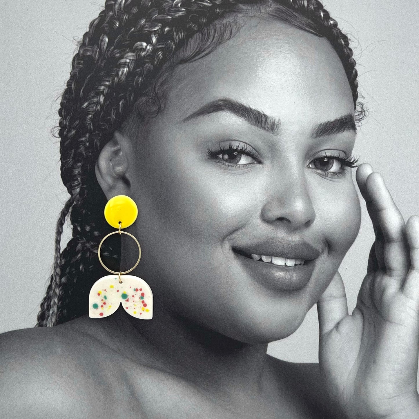 Boucles d'oreilles XL Confetti, jaune et blanc tacheté