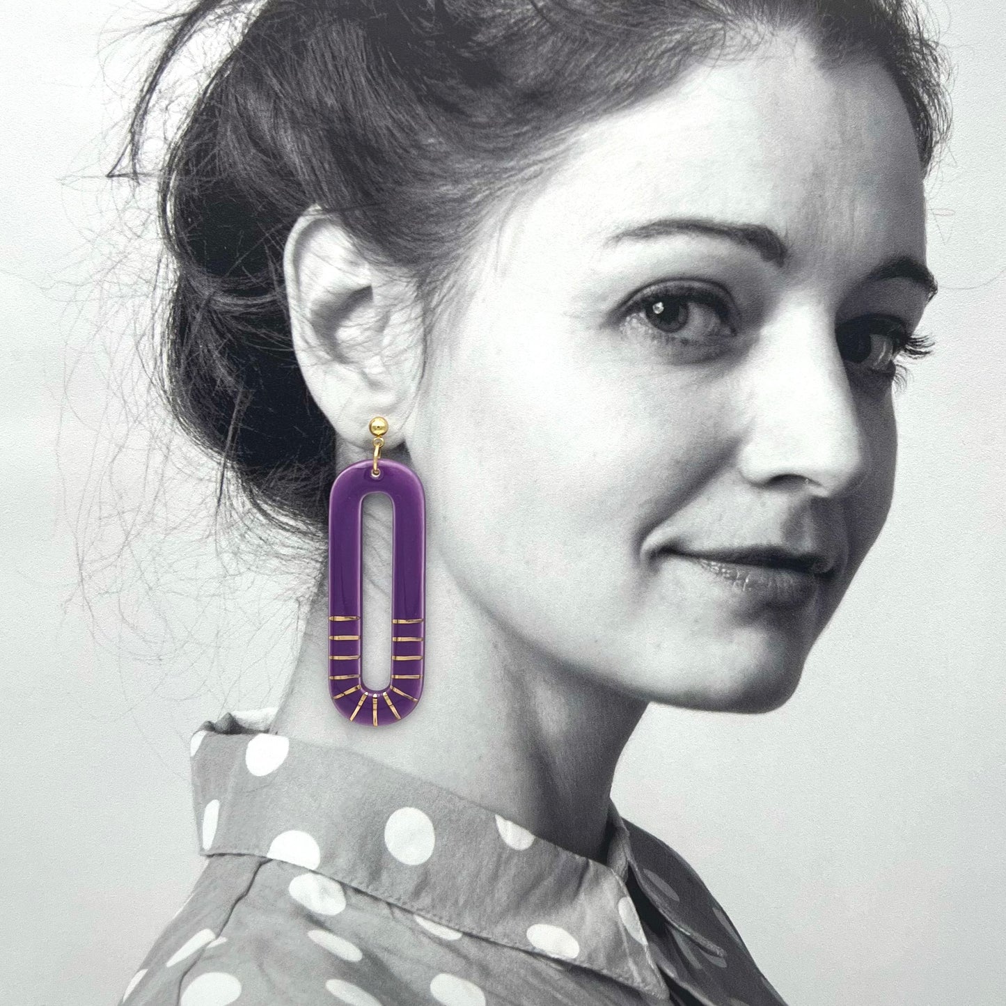 Boucles d'oreilles ovale allongé, violet et or