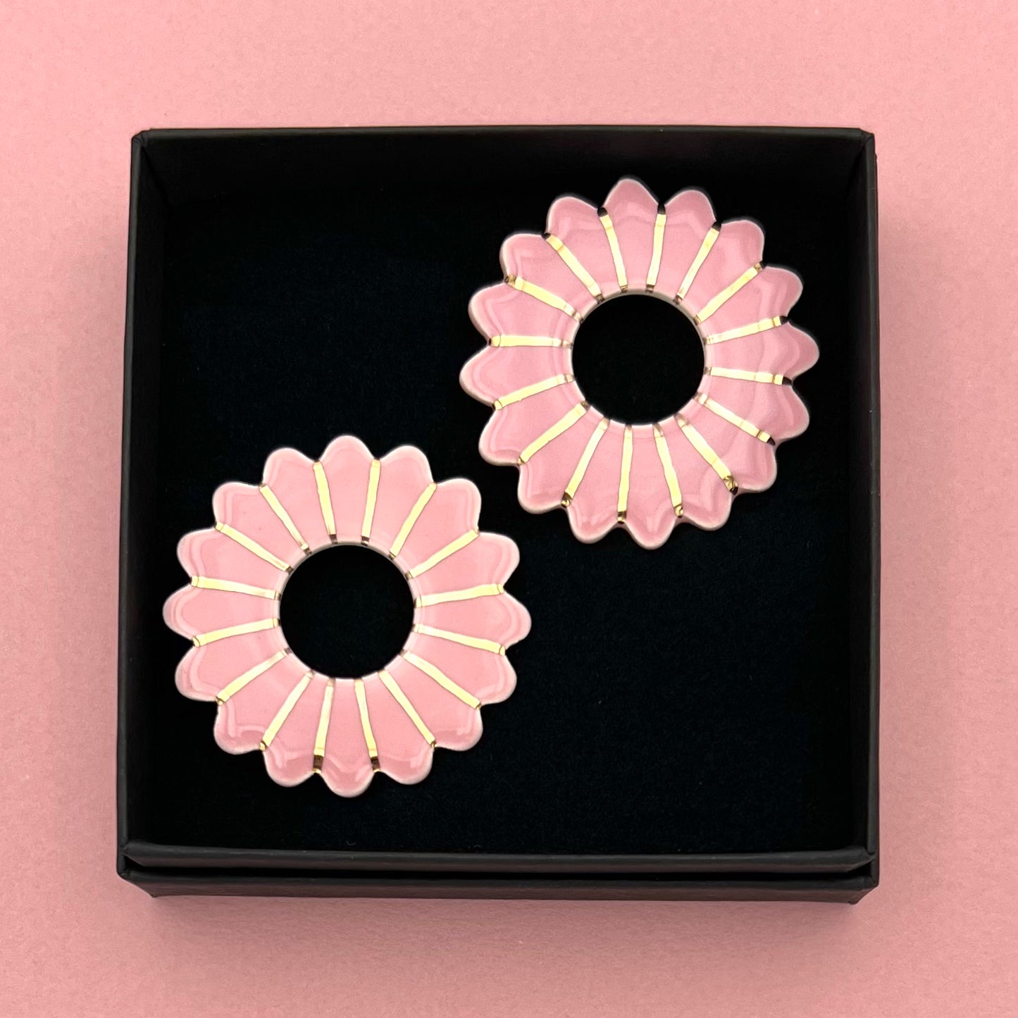 Boucles d'oreilles Marguerite, rose pâle et or