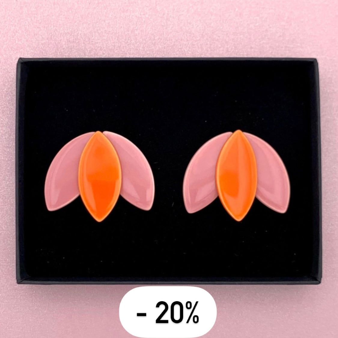 Boucles Perroquet rose et orange (défaut d'émaillage)