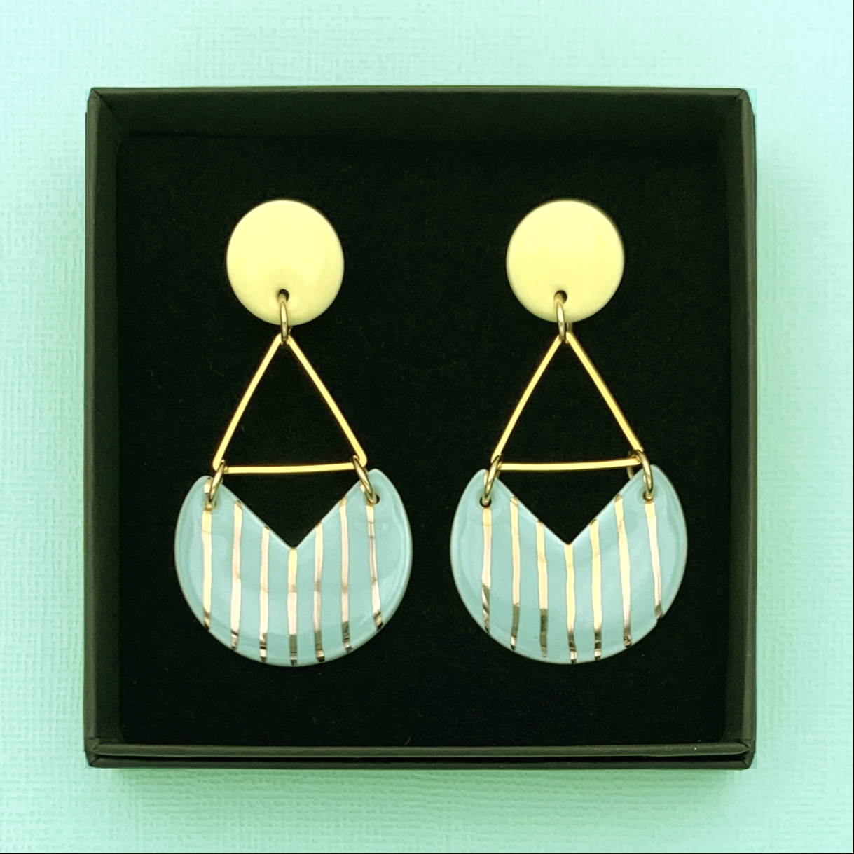 Boucles d'oreilles Malibu, jaune clair, menthe pastel et or