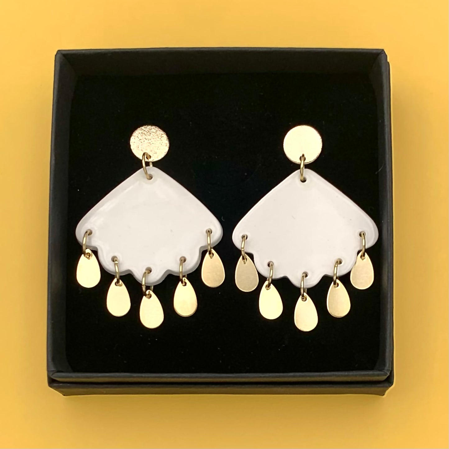 Boucles d'oreilles Gouttelette, blanc et or