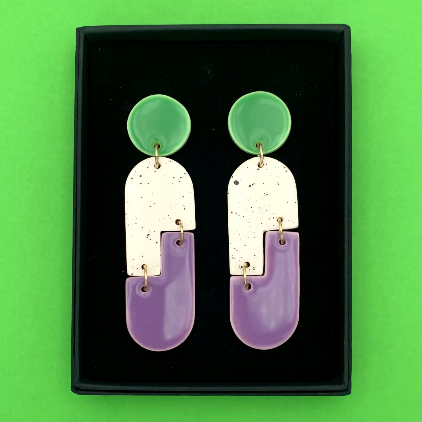 Boucles d'oreilles Géo, vert, lilas et blanc tacheté