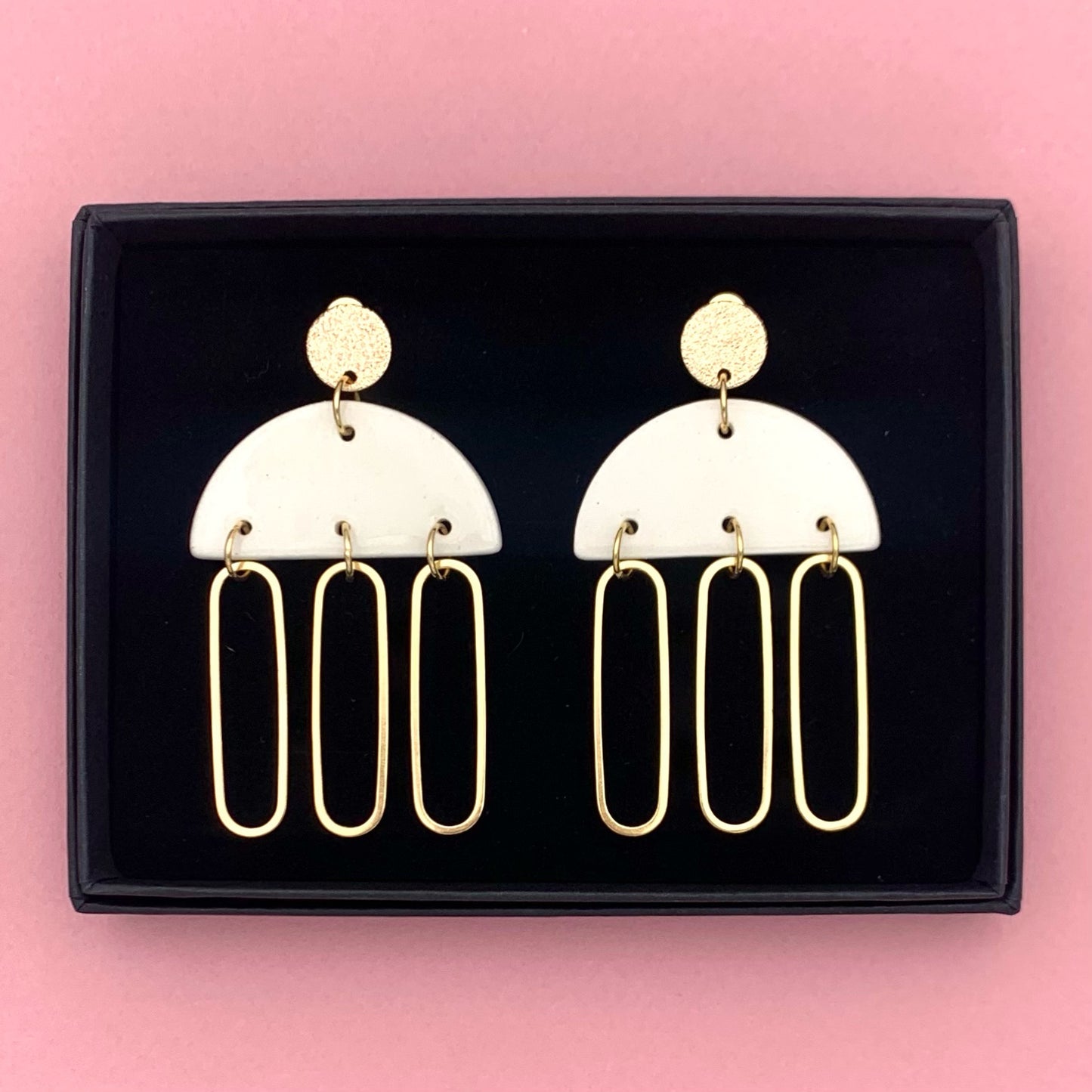 Boucles d'oreilles à breloques ovales, blanc