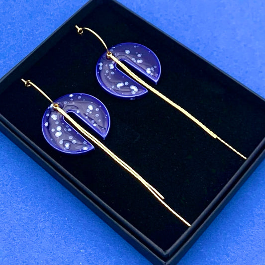 Boucles d'oreilles Luna, bleu foncé moucheté