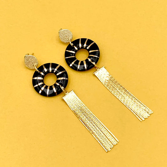Boucles d'oreilles donut à chaînettes, noir et or