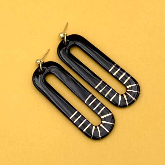 Boucles d'oreilles ovale allongé, noir et or