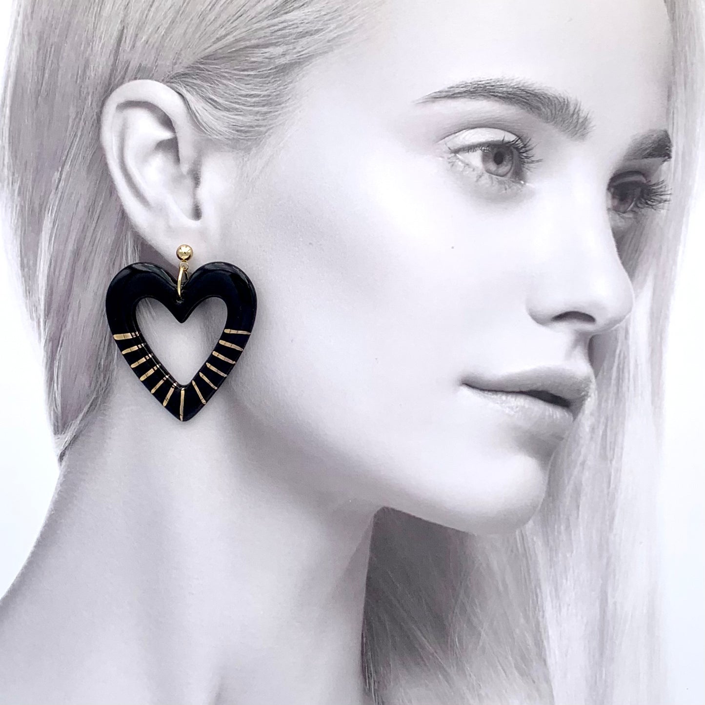 Boucles d'oreilles Amor, noir et or