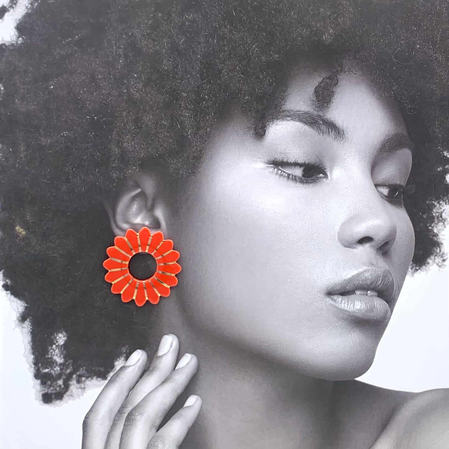 Boucles d'oreilles Marguerite, rouge orangé et or