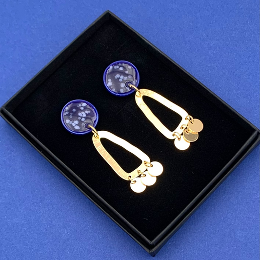Boucles d'oreilles Cosmos à pampilles, bleu foncé moucheté