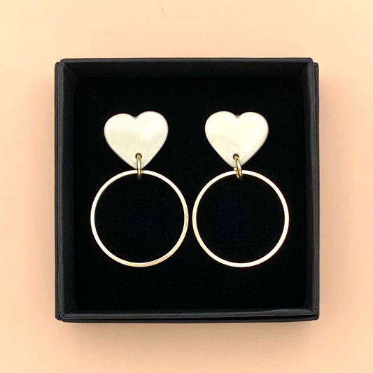 Boucles d'oreilles coeur et anneau, blanc