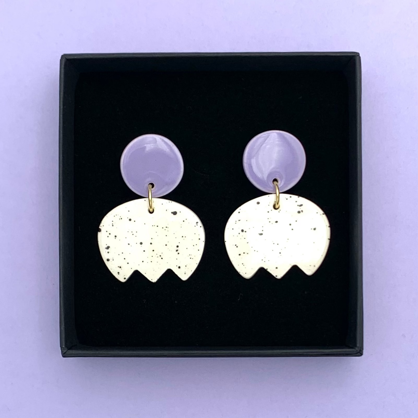 Boucles Pétula, lavande et blanc moucheté