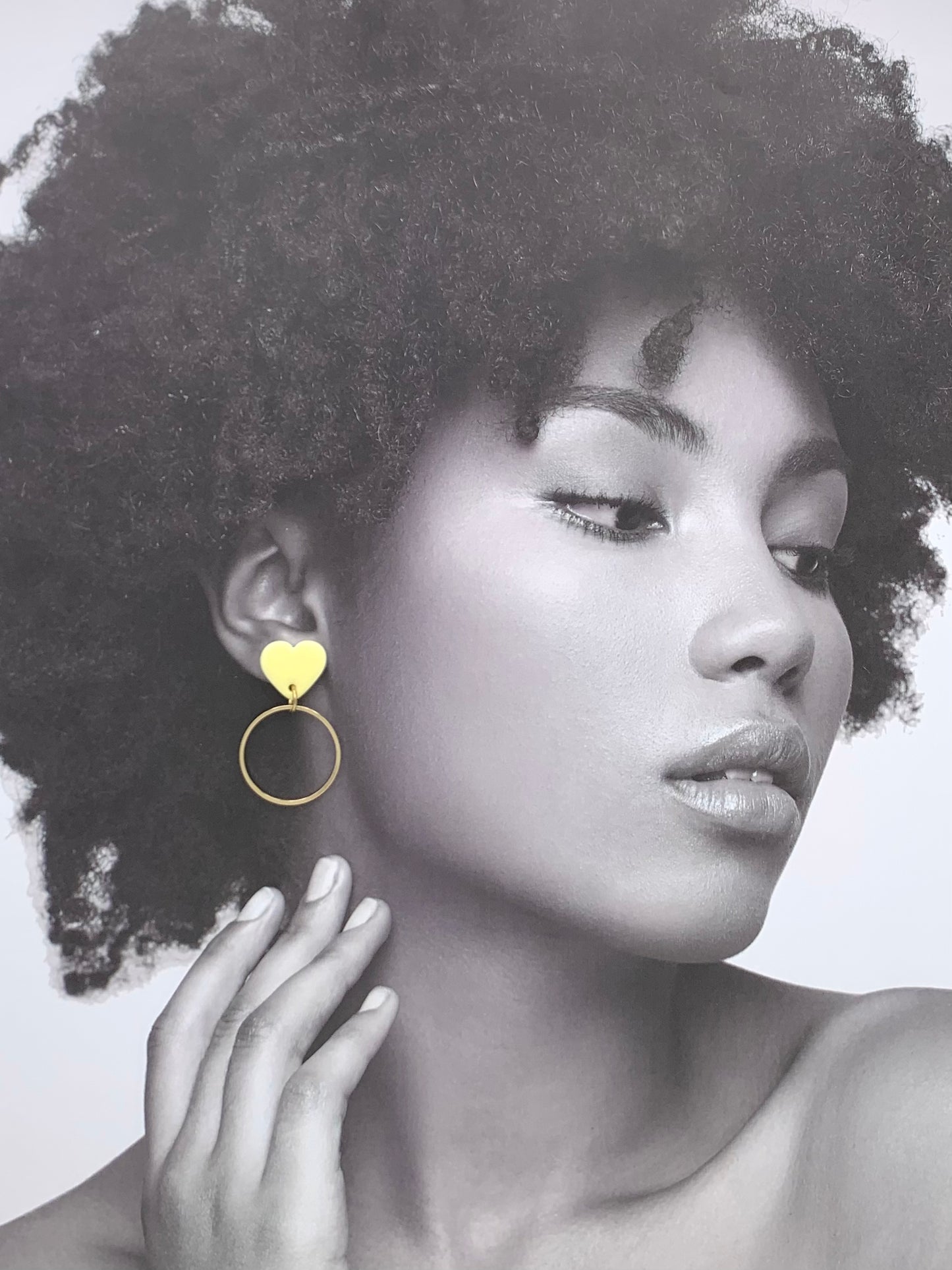 Boucles d'oreilles coeur et anneau, jaune pâle