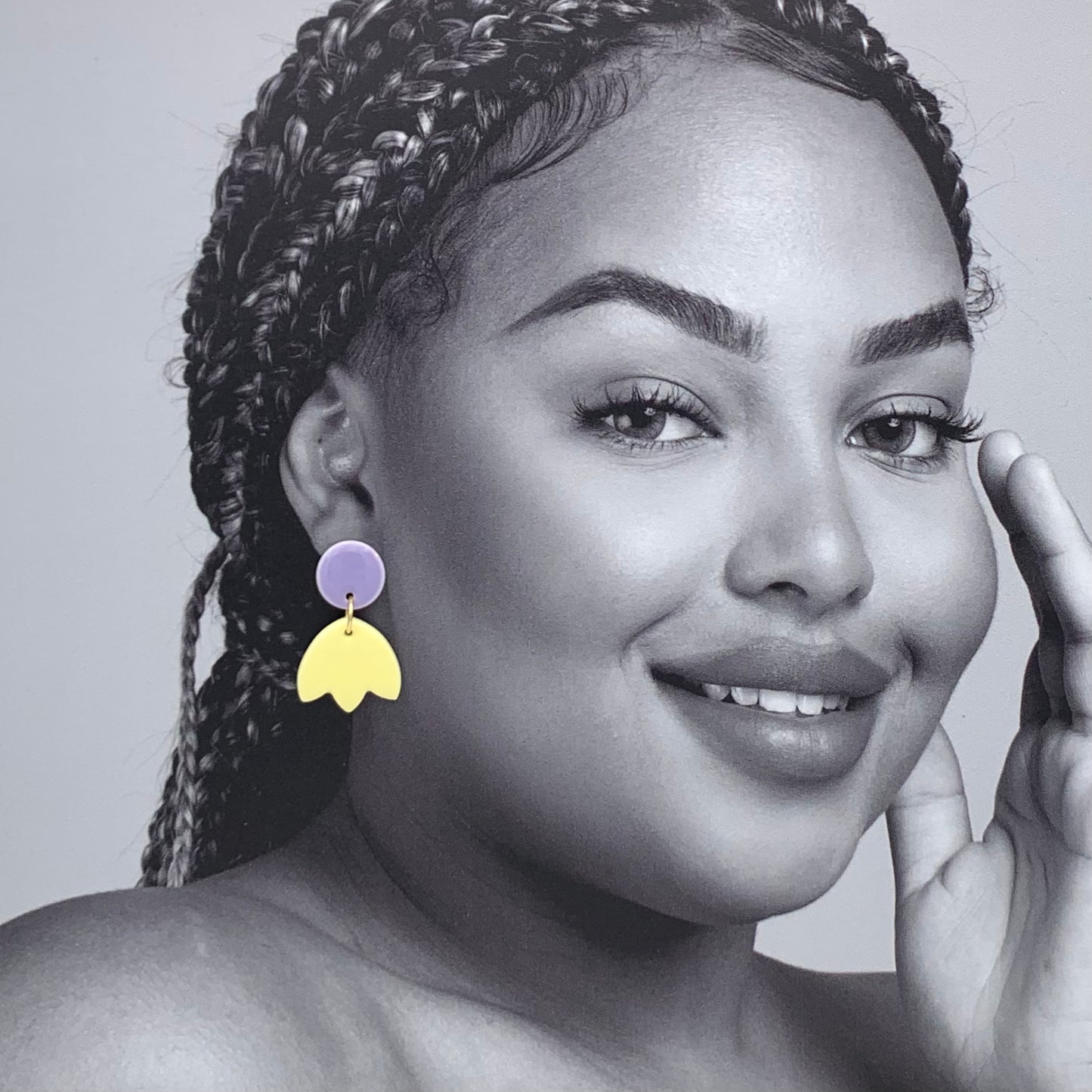 Boucles d'oreilles petite tulipe, lavande et jaune pâle