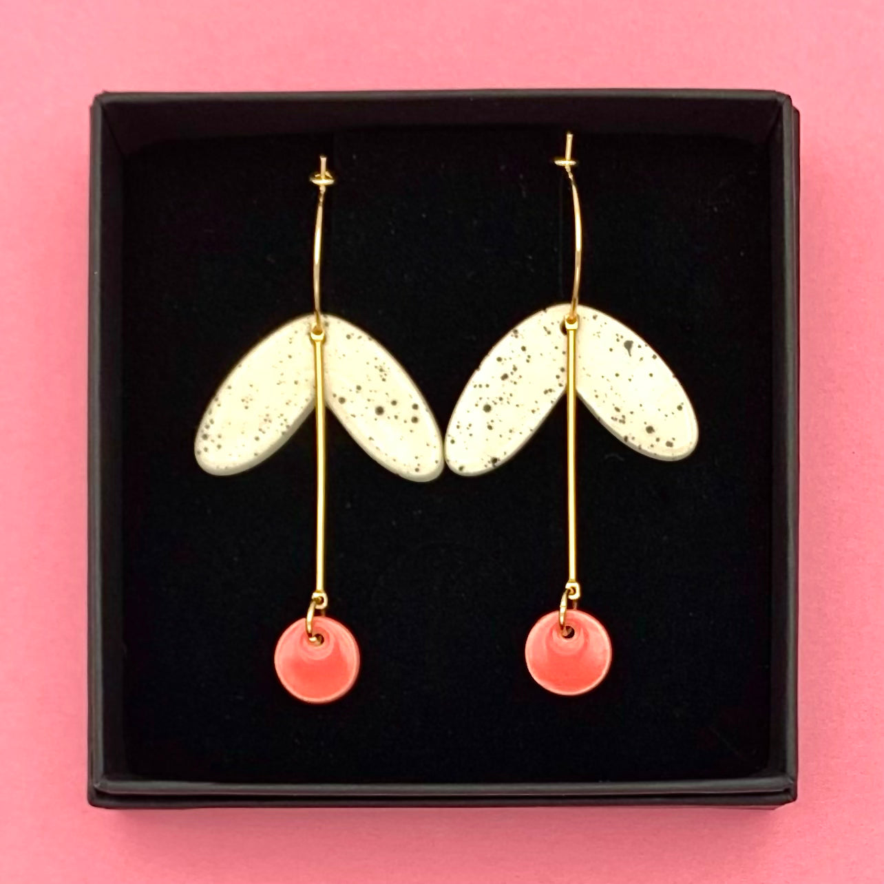 Boucles Pistil, rose corail