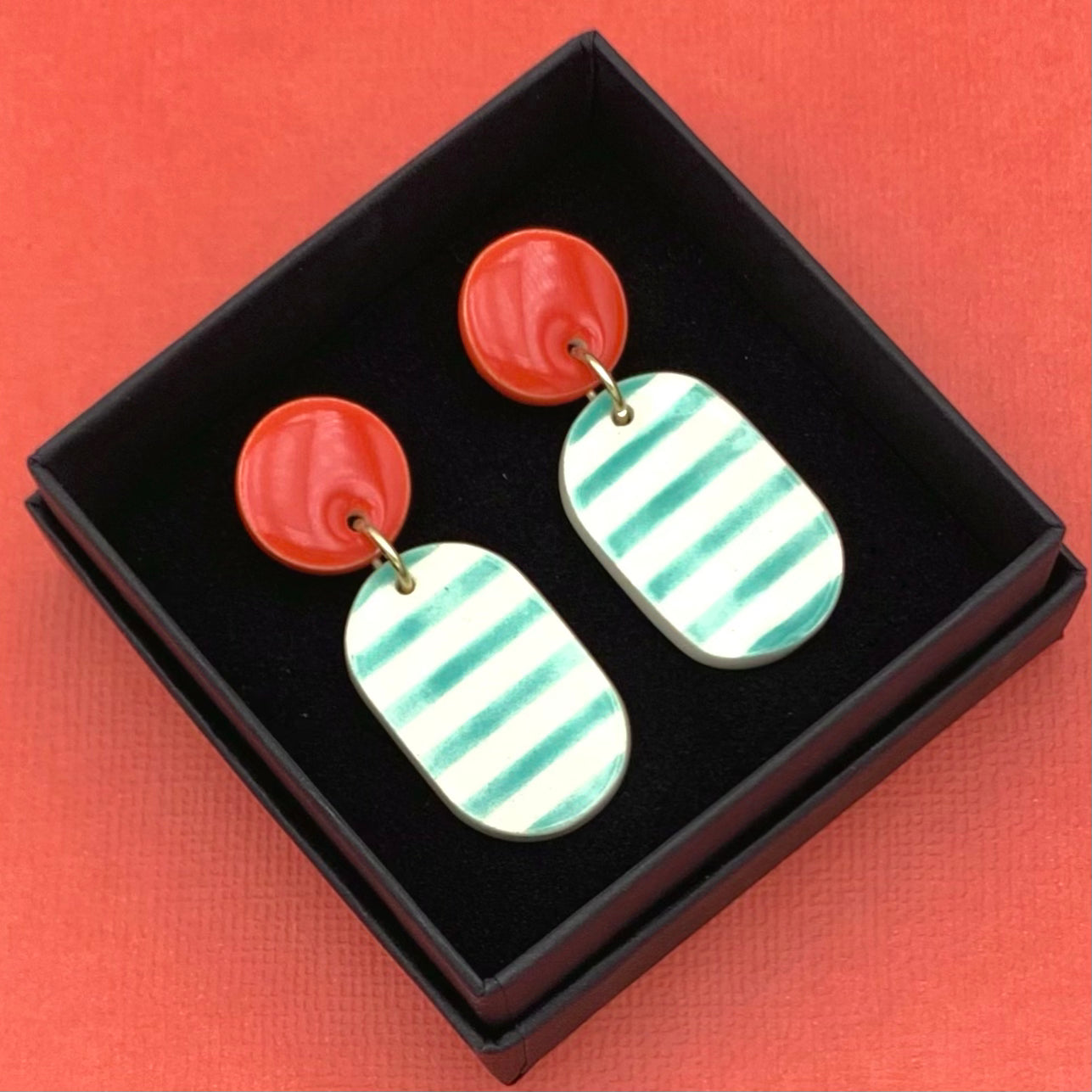Boucles Marinière galet, rouge et turquoise