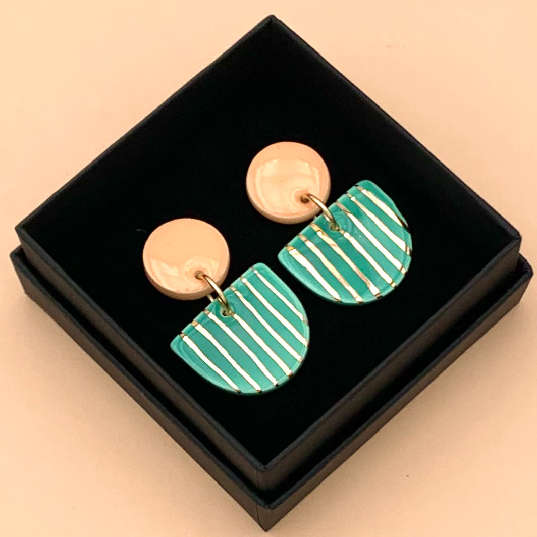Boucles Praline, abricot et menthe