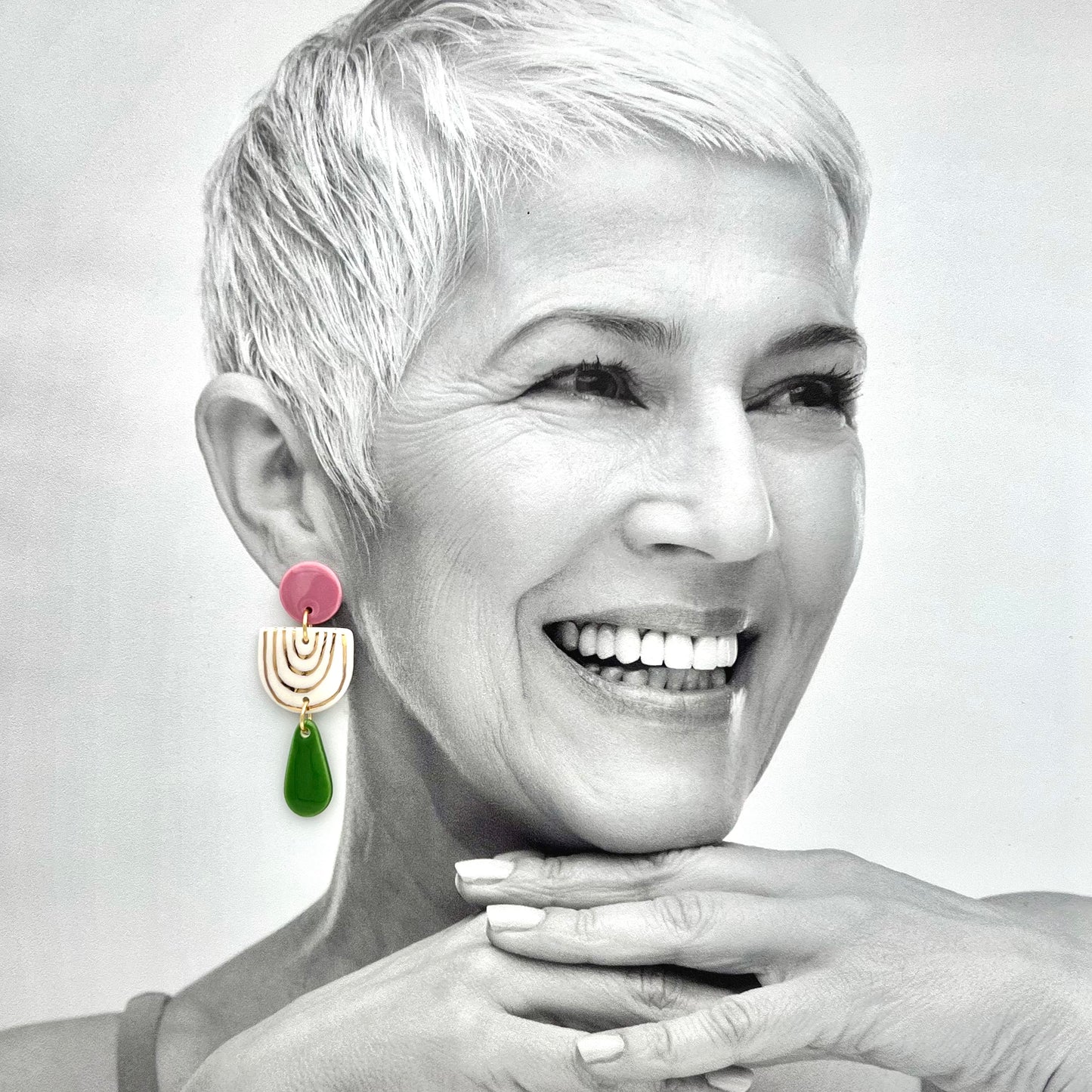 Boucles d'oreilles Ernestine, vieux rose, vert, blanc et or