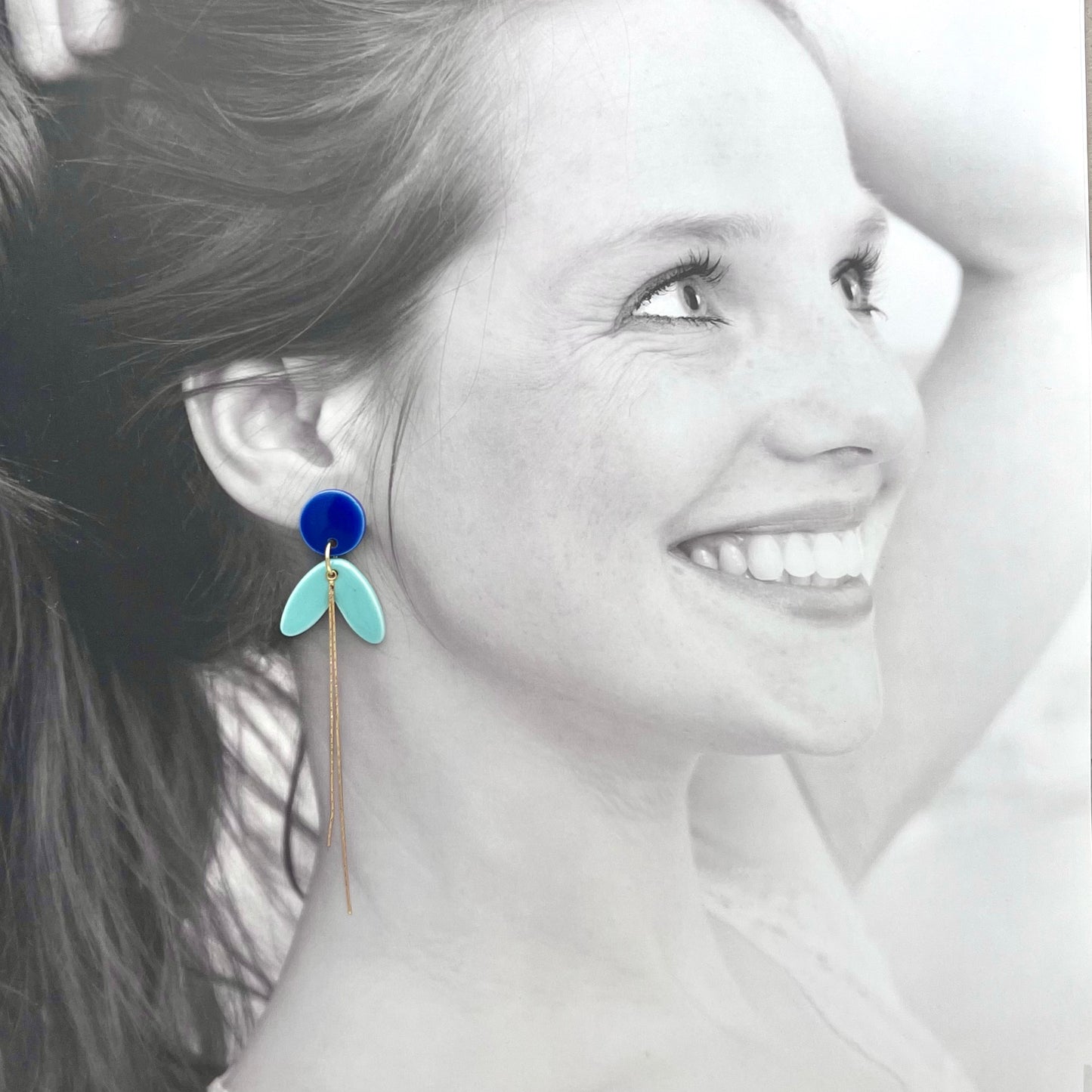 Boucles longues, bleu cobalt et bleu turquoise